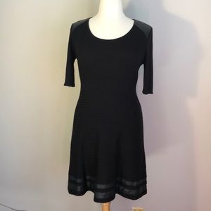 Sweater knit dress in black